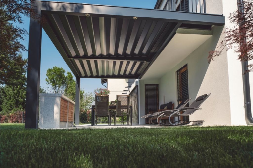 Lire la suite à propos de l’article Comment choisir sa tonnelle ou pergola ?