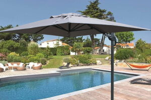 Lire la suite à propos de l’article Comment nettoyer un parasol ?