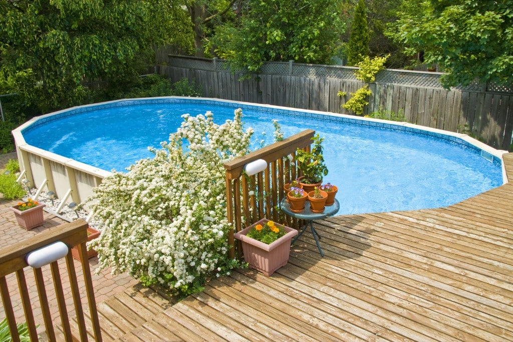 Lire la suite à propos de l’article Comment habiller sa piscine tubulaire ?