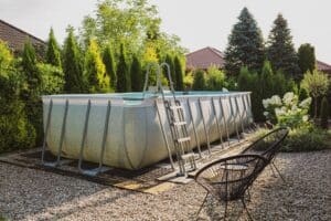 Lire la suite à propos de l’article Comment installer une piscine hors sol ?