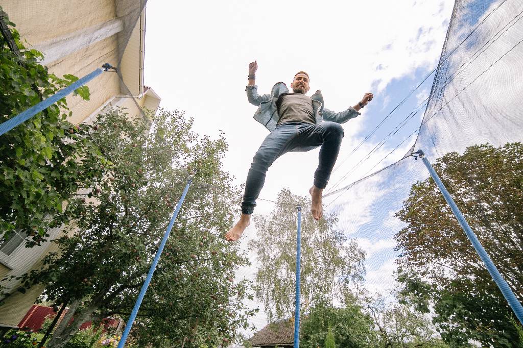 Lire la suite à propos de l’article Comment entretenir son trampoline ?