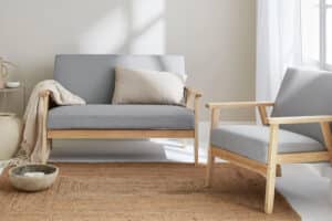 Lire la suite à propos de l’article Comment décorer un canapé avec des coussins ?