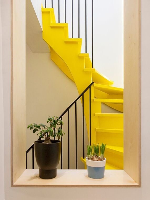 Escalier coloré