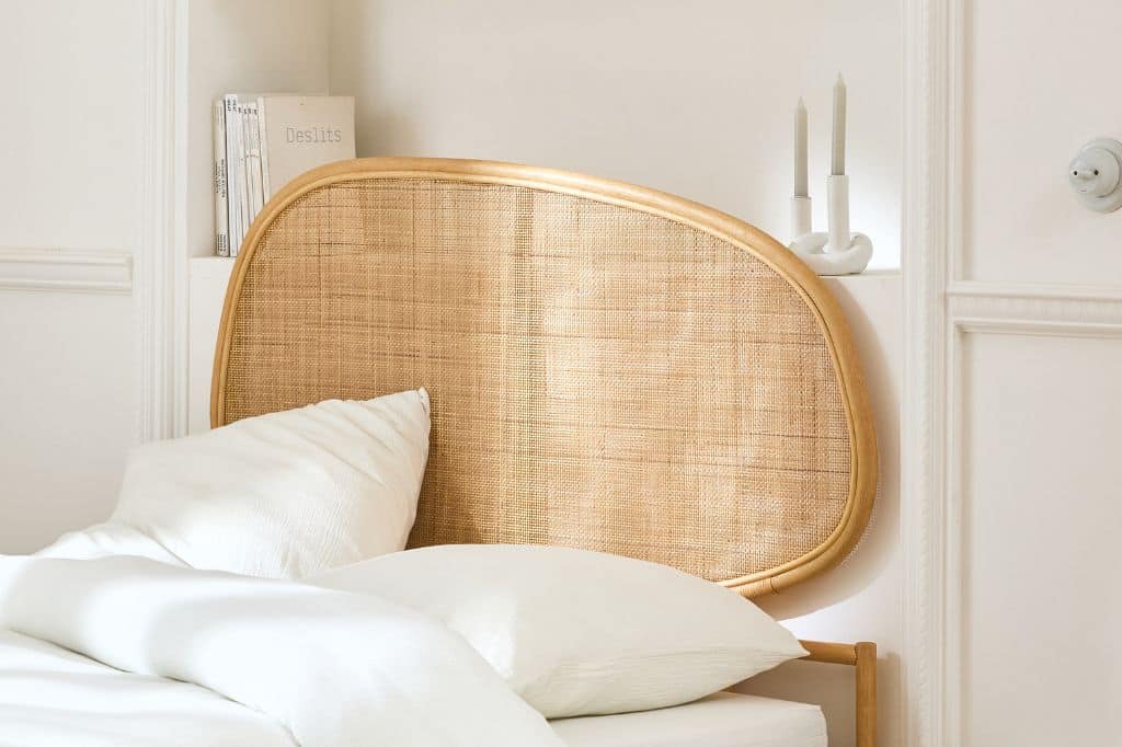 Lire la suite à propos de l’article Comment fixer une tête de lit ?