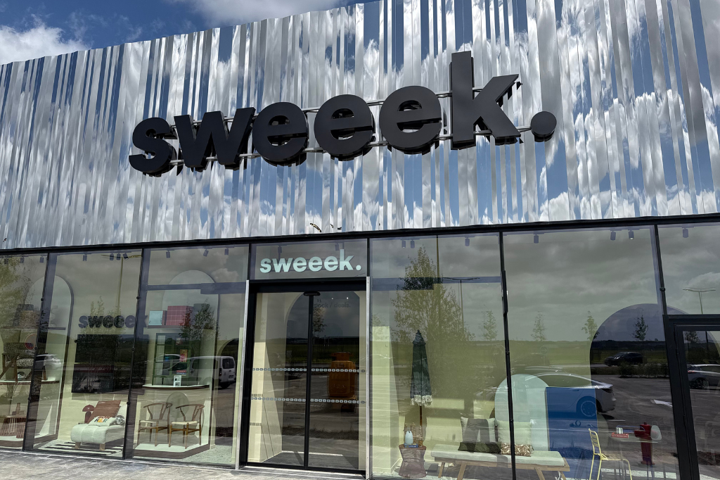 Lire la suite à propos de l’article sweeek pose ses valises dans la région parisienne